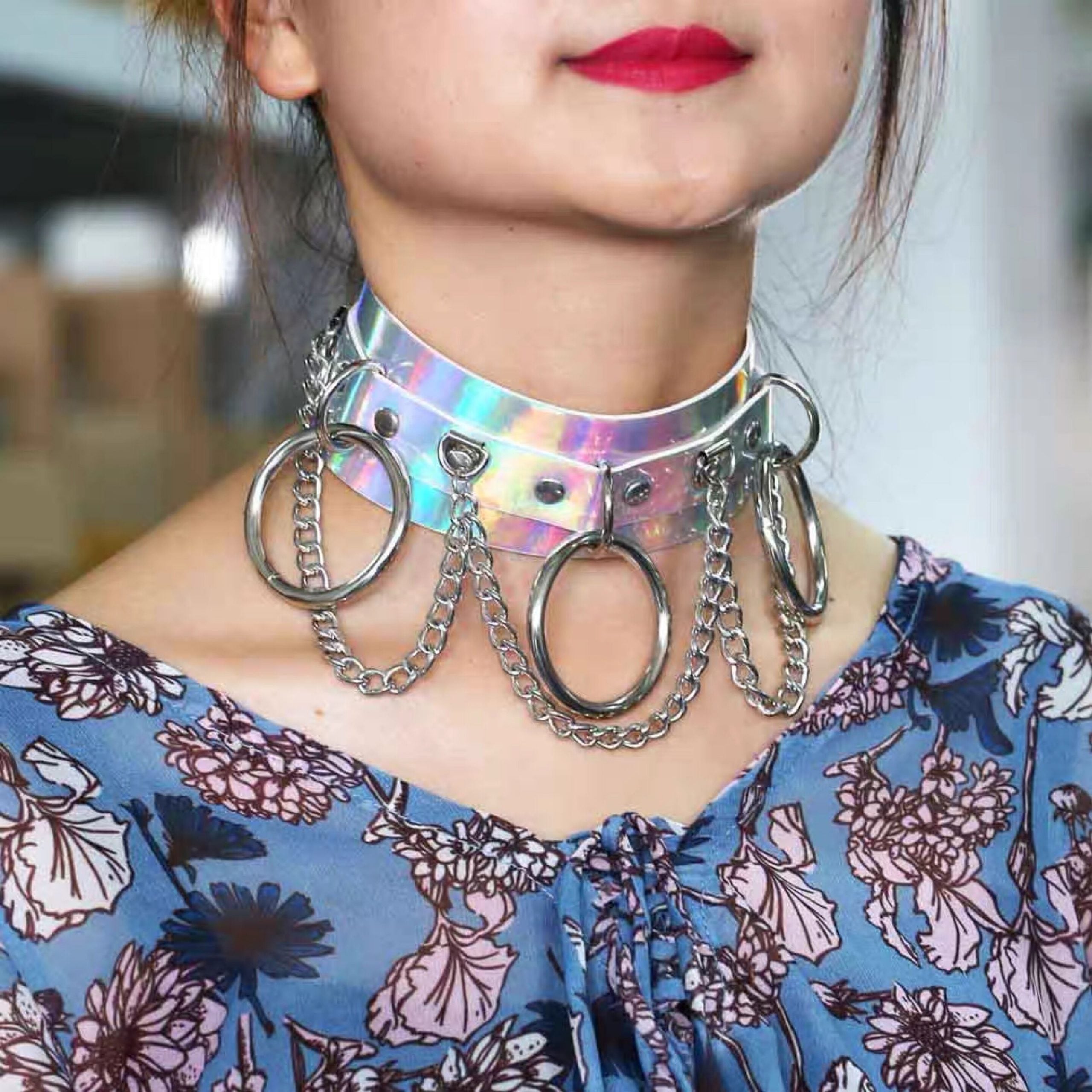 Holographic Chain & Rings Choker Necklace